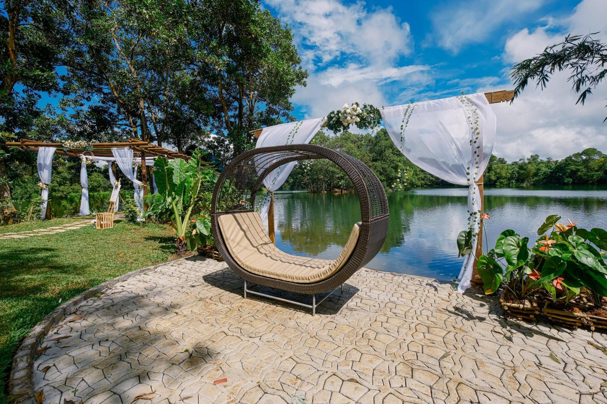 Almost Heaven Lake Resort By Cocotel Cavinti ภายนอก รูปภาพ