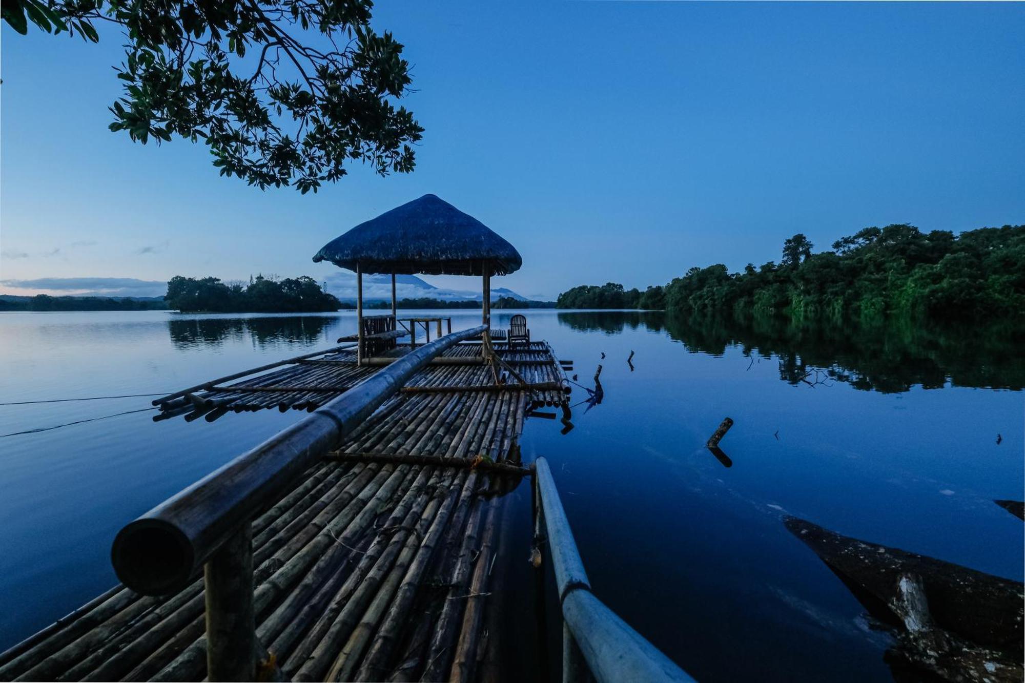 Almost Heaven Lake Resort By Cocotel Cavinti ภายนอก รูปภาพ