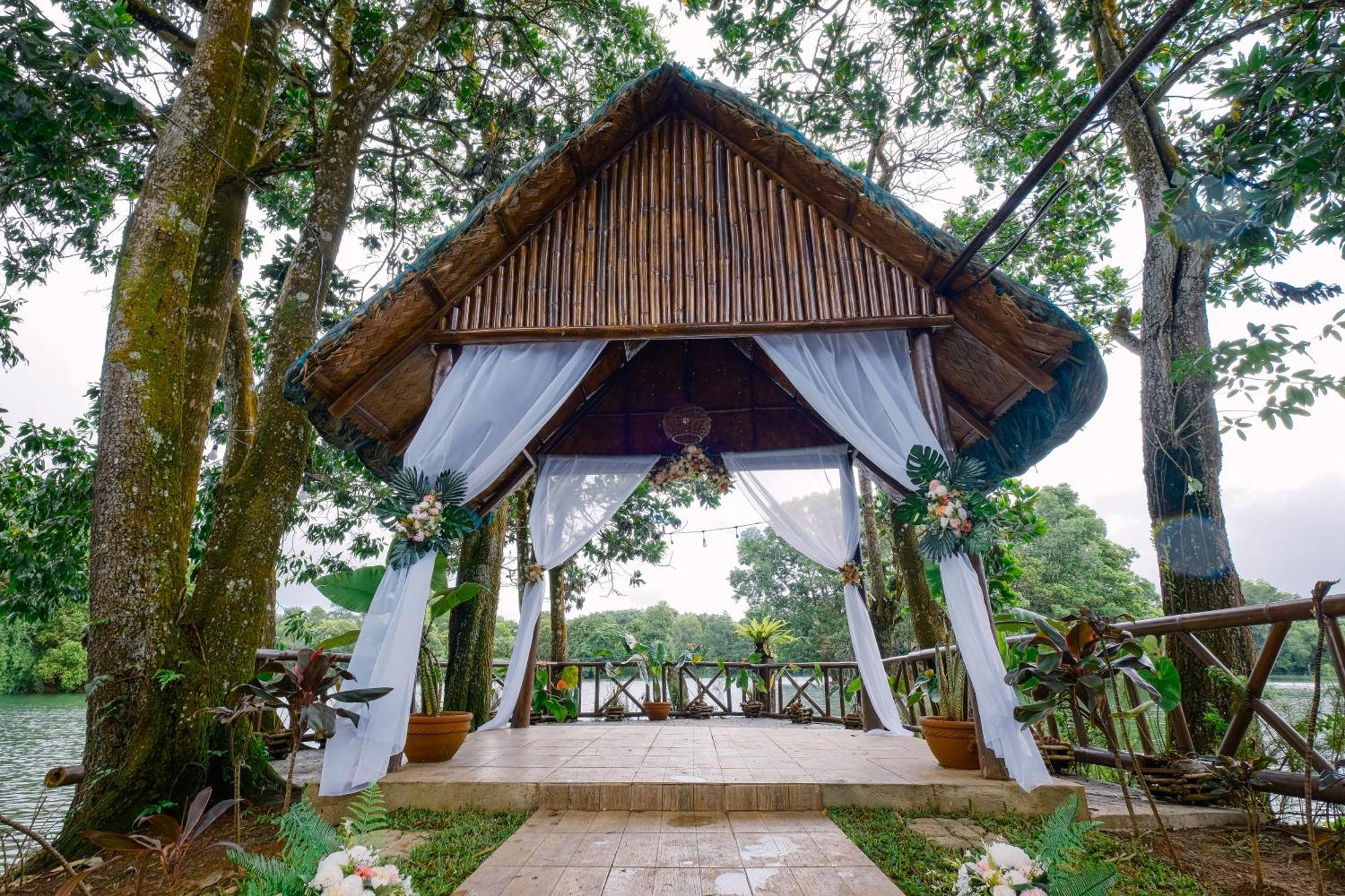 Almost Heaven Lake Resort By Cocotel Cavinti ภายนอก รูปภาพ