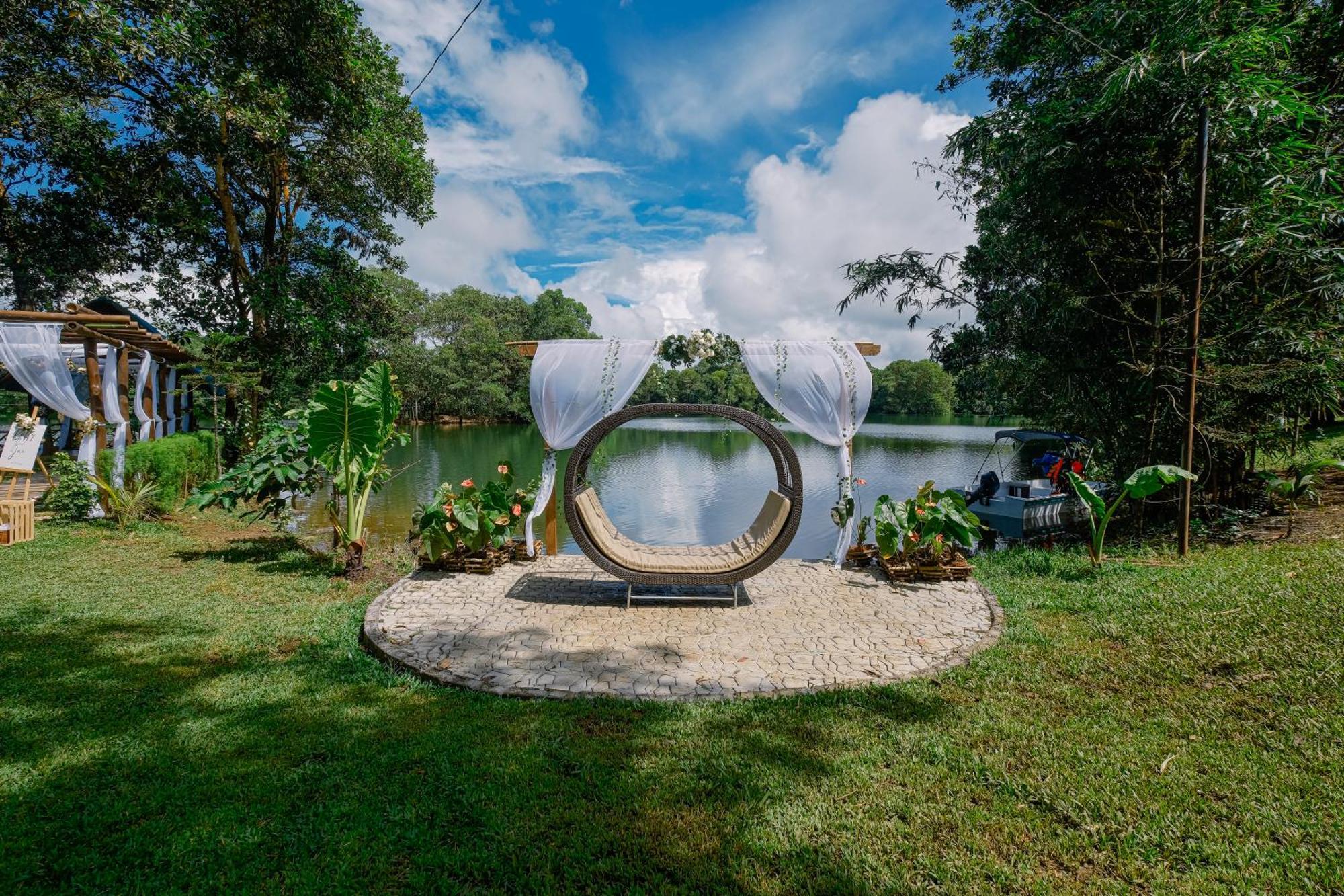 Almost Heaven Lake Resort By Cocotel Cavinti ภายนอก รูปภาพ