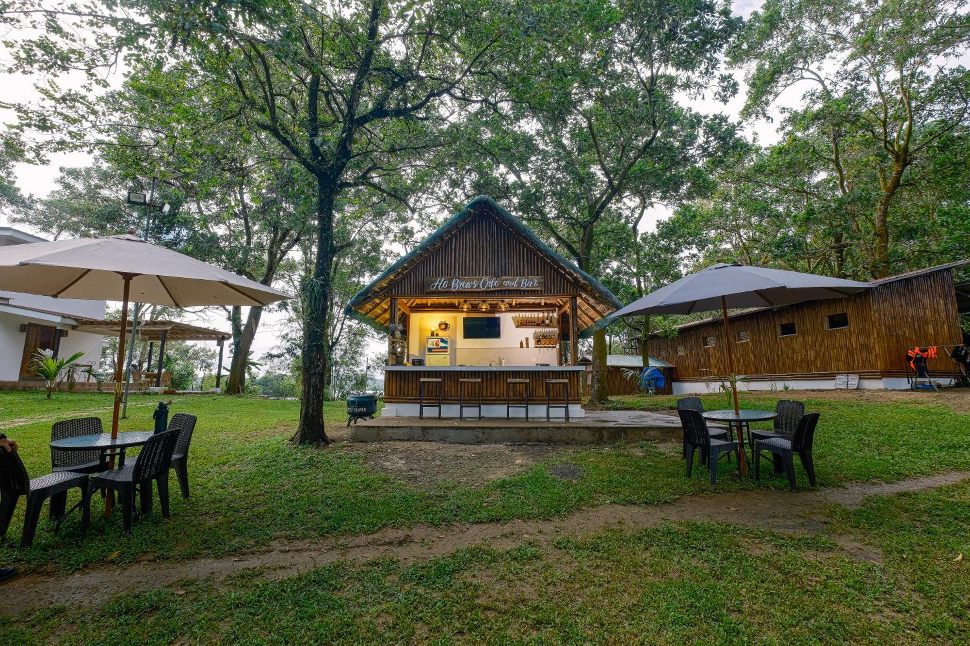 Almost Heaven Lake Resort By Cocotel Cavinti ภายนอก รูปภาพ